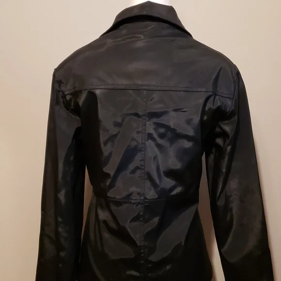 Jacket - Picture 2 of 5